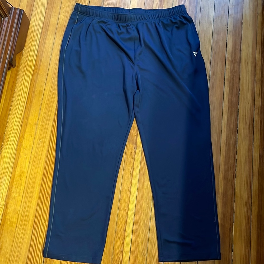 Men’s athletic pants